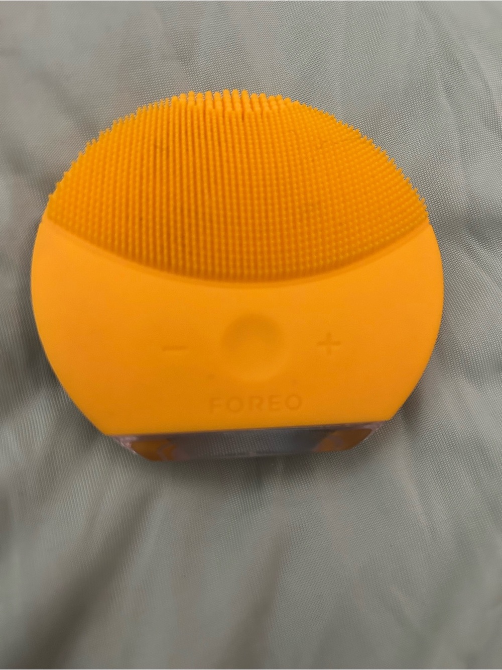 FOREO LUNA mini 3 Ultra-hygienic Facial Cleansing, Sunflower Yellow